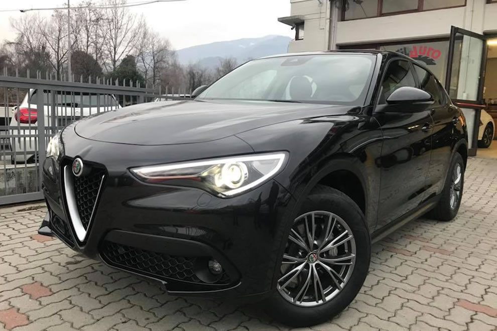 Alfa Romeo Stelvio 2 2 Turbodiesel 210 Cv Q4 Executive At8